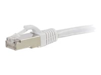 C2G Cat6a Booted Shielded (STP) Network Patch Cable - Patch-kabel - RJ-45 (hane) till RJ-45 (hane) - 50 cm - STP - CAT 6a - formpressad, hakfri, tvinnad - vit 89934